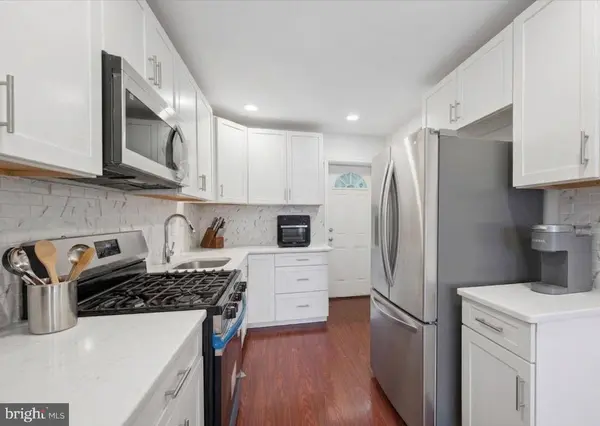 2542 W YORK ST, Philadelphia, PA 19132