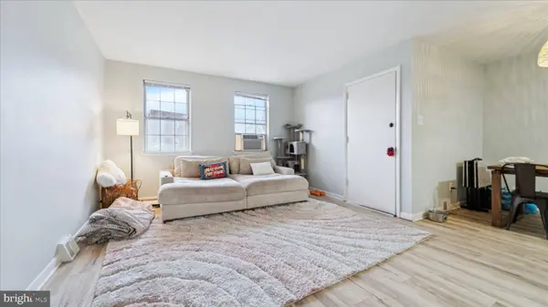 2659 DAPHNE RD, Philadelphia, PA 19131