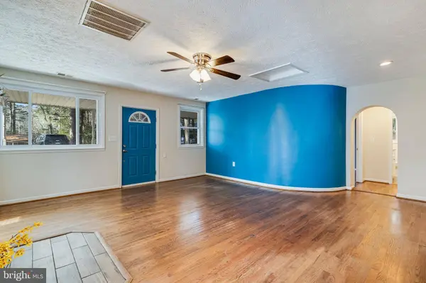 12924 PINE LN, Lusby, MD 20657