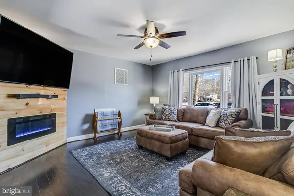 1955 LOWERY RD, Huntingtown, MD 20639