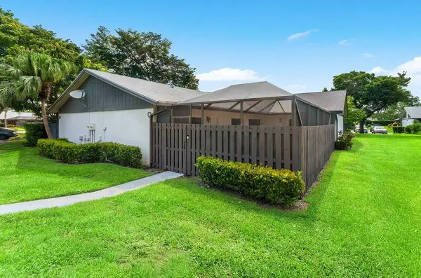 1158 Summit Trail CIR #C, West Palm Beach, FL 33415