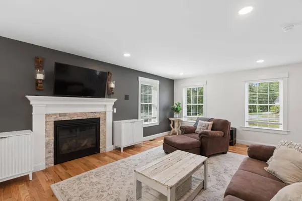 16 Molly's WAY, Arundel, ME 04046