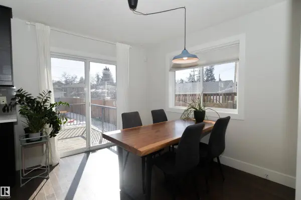10433 70 AV NW, Edmonton, AB T6H 2E7