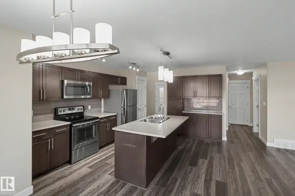 2547 AMERONGEN CR SW, Edmonton, AB T9W 3C2