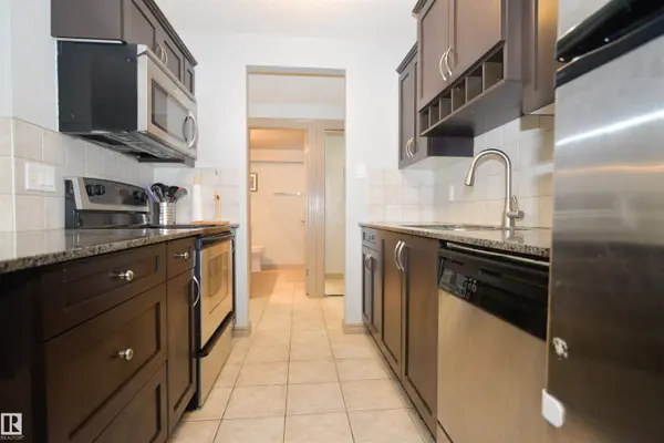 #1 10710 84 AV NW, Edmonton, AB T6E 2H9