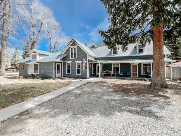 Why Multi-Generational Living Is Becoming More Popular in Colorado