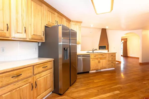 3924 Mount Hayden Drive, Montrose, CO 81403