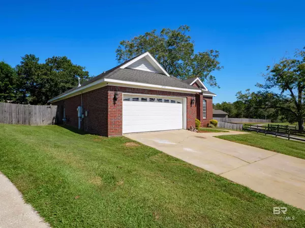 25723 Overlook Drive, Loxley, AL 36551