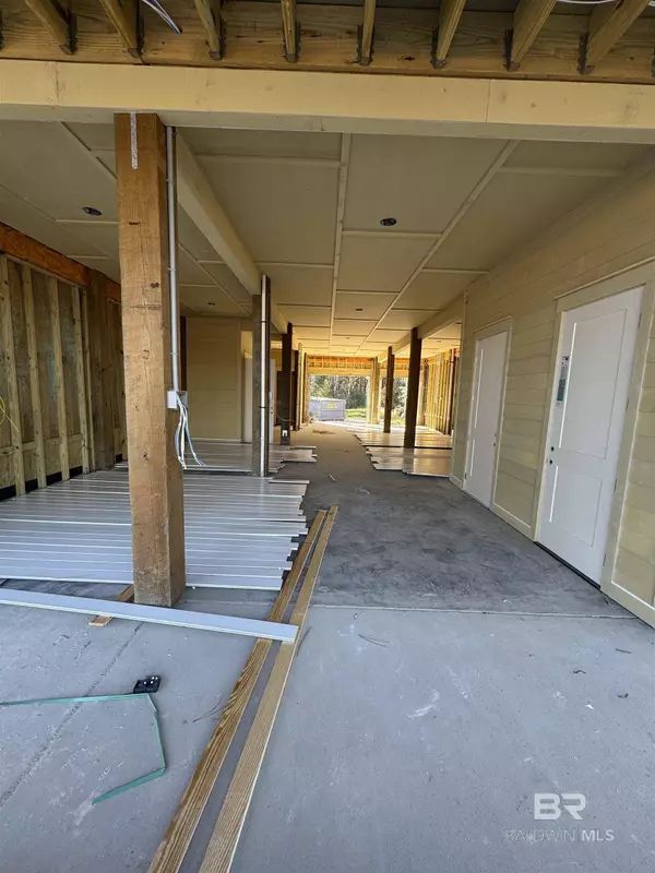 808 W Canal Drive, Gulf Shores, AL 36542