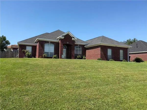 25685 Overlook DR, Loxley, AL 36551