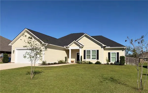 2492 Cherrywood DR, Foley, AL 36525