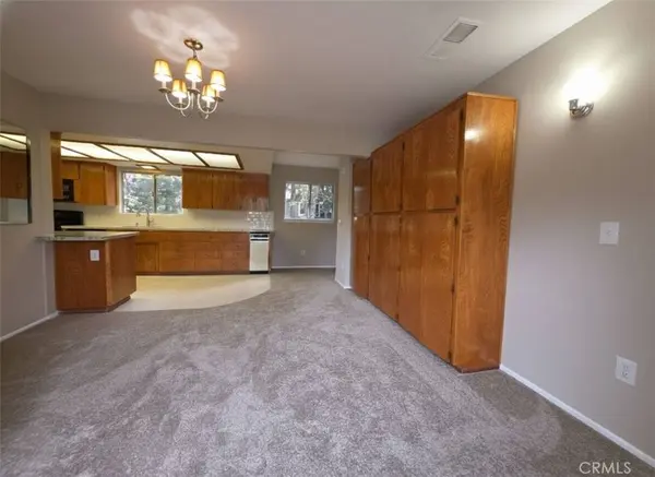 398 Dunant DR, Crestline, CA 92325