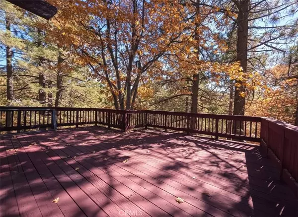 33207 Juniper LN, Green Valley Lake, CA 92341