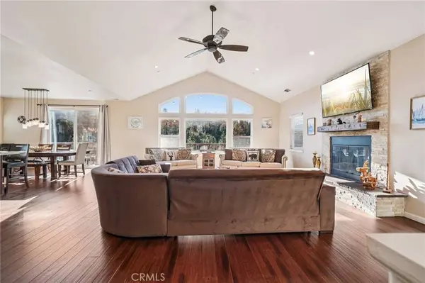 26845 Modoc LN, Lake Arrowhead, CA 92352