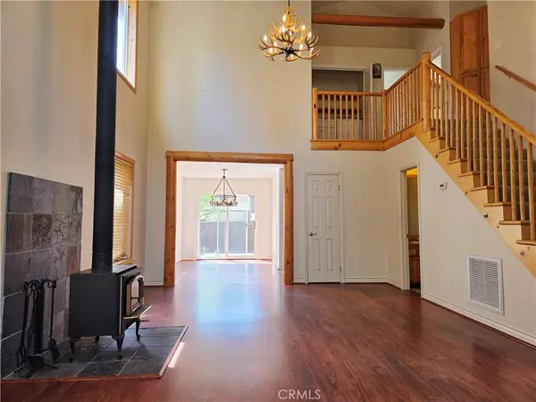 358 Maple DR, Lake Arrowhead, CA 92352
