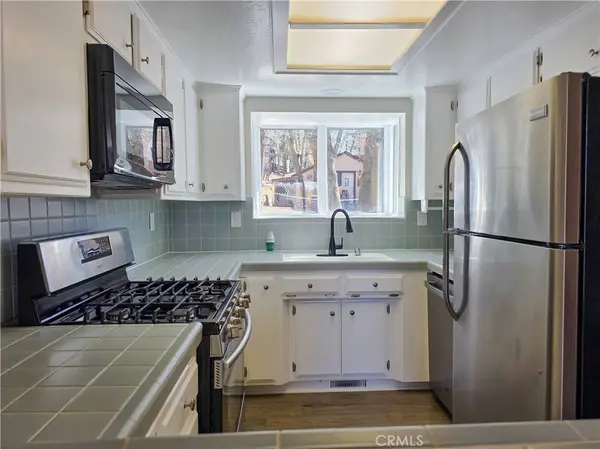 32964 Spruce DR, Green Valley Lake, CA 92341
