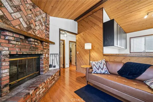 40137 Mahanoy LN, Big Bear Lake, CA 92315