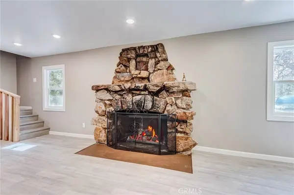 33350 Robin DR, Green Valley Lake, CA 92341