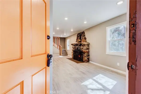33350 Robin DR, Green Valley Lake, CA 92341