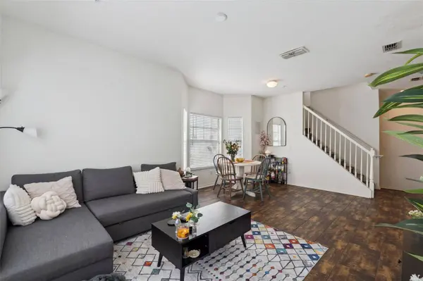 2604 GRAND CENTRAL Pkwy #12, Orlando, FL 32839