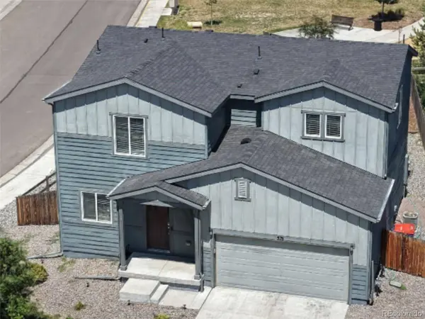 576 Pioneer CT, Fort Lupton, CO 80621