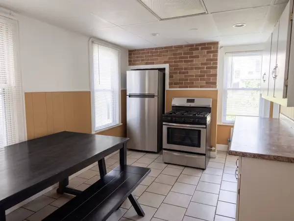 90 Princeton St, Boston, MA 02128