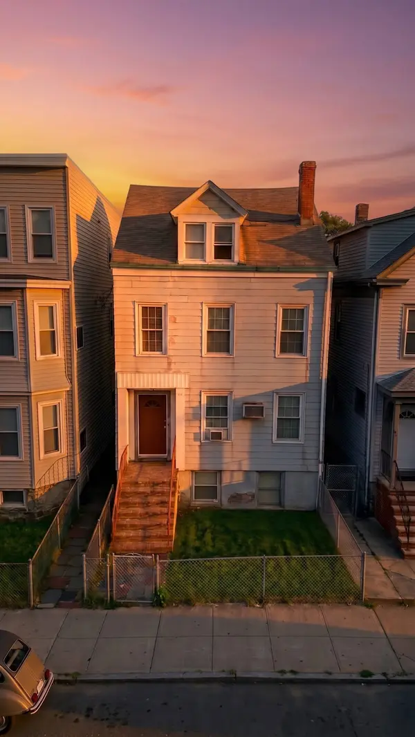 90 Princeton St