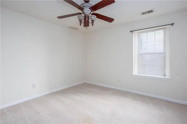 4344 Thorngate LN, Acworth, GA 30101