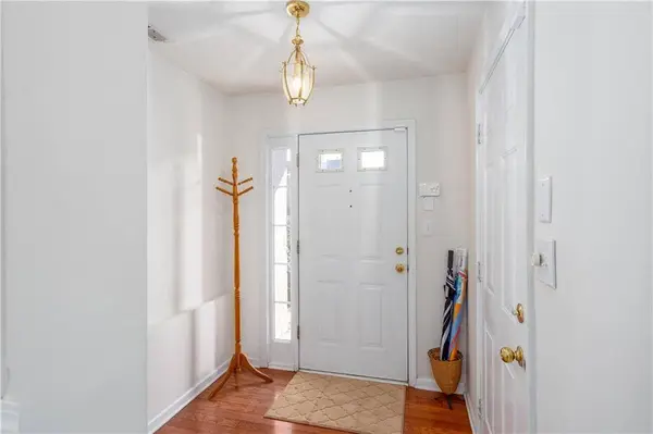 4344 Thorngate LN, Acworth, GA 30101