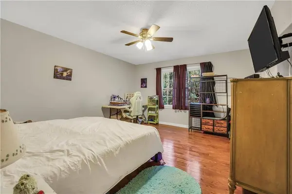 996 Coan DR, Locust Grove, GA 30248