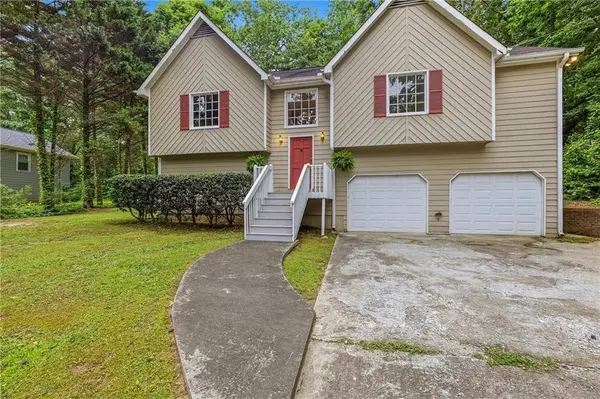 94 Hollis CIR, Dallas, GA 30157