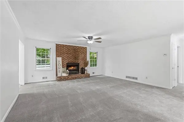 94 Hollis CIR, Dallas, GA 30157