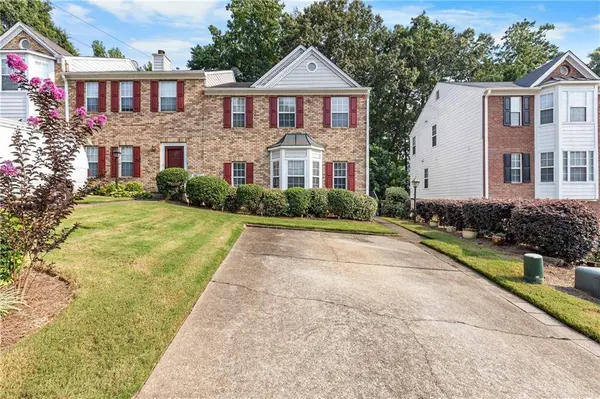 2505 Thorngate DR, Acworth, GA 30101