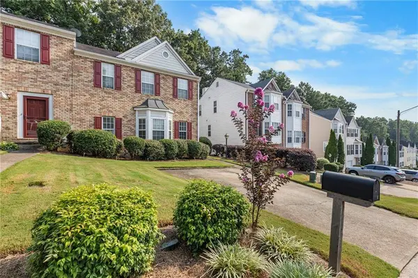 2505 Thorngate DR, Acworth, GA 30101