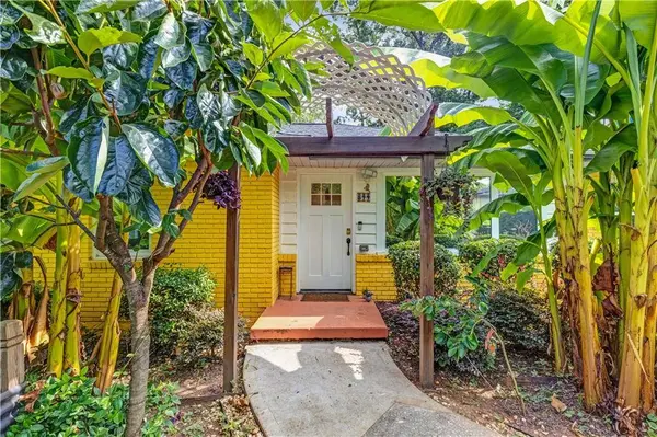844 Deckner AVE SW