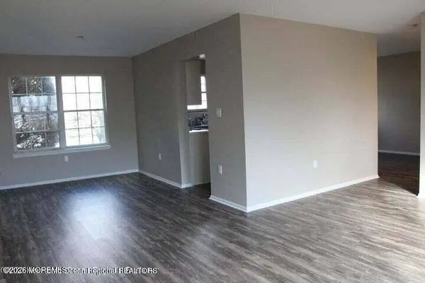 60 Perri Road, Freehold, NJ 07728
