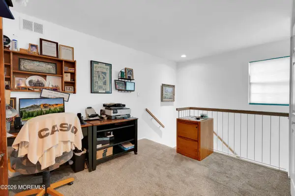 60 Perri Road, Freehold, NJ 07728