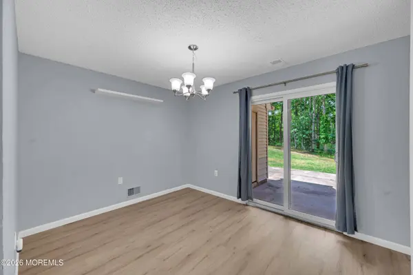 500 Begonia Court, Jackson, NJ 08527