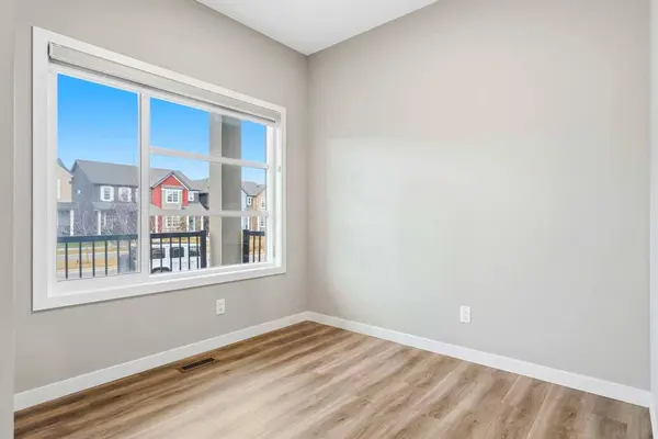 132 Highview Gate SE, Airdrie, AB T4A 3L6