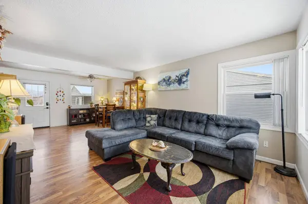 526 3rd Street CT, West Fargo, ND 58078