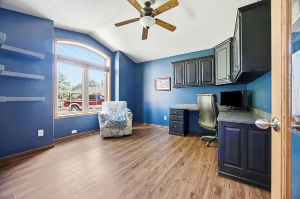 1114 Southcreek AVE, Glyndon, MN 56547