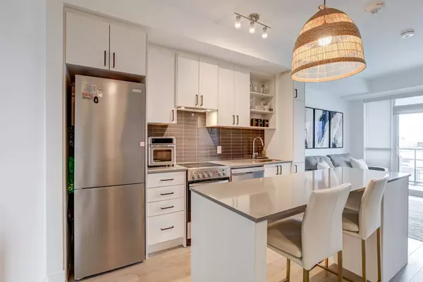 50 George Butchart DR #614, Toronto W05, ON M3K 0C9