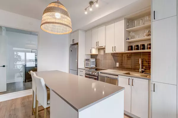 50 George Butchart DR #614, Toronto W05, ON M3K 0C9