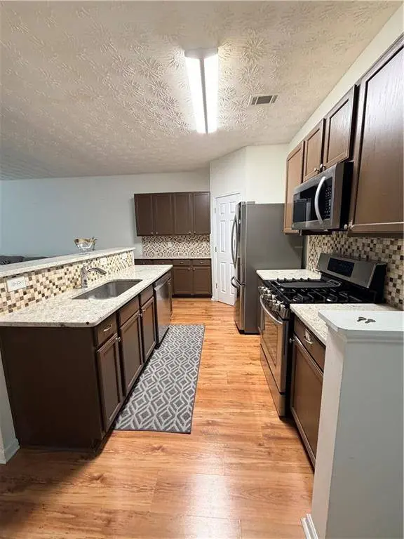 1525 Paramount View TRCE, Buford, GA 30518