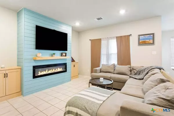 4902 Vivien ST, Killeen, TX 76549