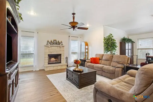 6306 Sulfur Spring DR, Killeen, TX 76542
