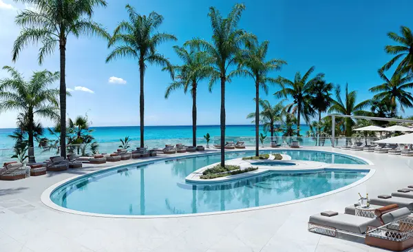18325 Collins Ave, Sunny Isles Beach, FL 33160-2446