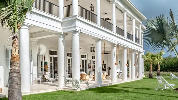 Furniture Corales Golf Course and Lake