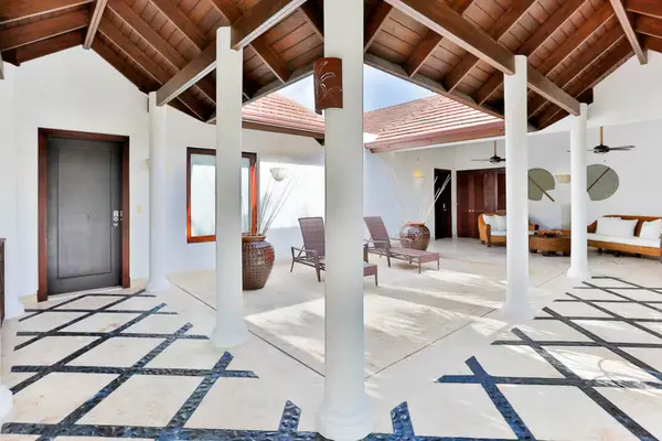 Golf Course Views Villa