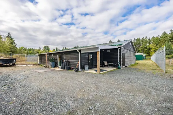 2116 Alberni Hwy, Errington, BC V0R 1M0